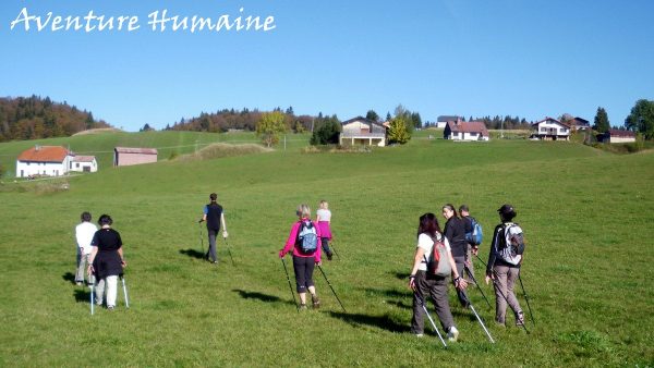 Marche nordique sur les plateaux jurassiens