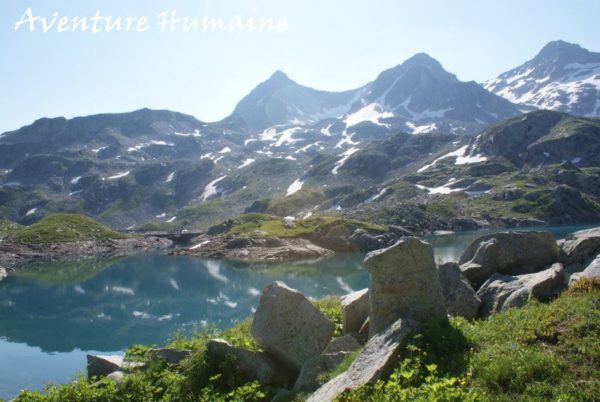 Le Lac Cottepens au petit matin - Bivouac aux lacs des 7 Laux - Belledonne