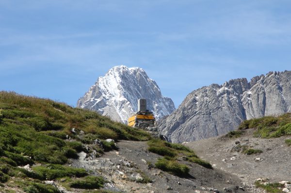 Le Petit col Ferret, sur le tour du Mont-Blanc